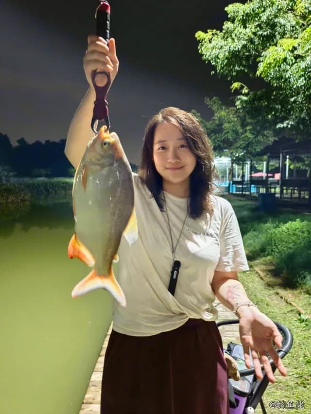 淡水红鲳钓获 广州市 7.5kg